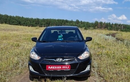Hyundai Solaris II рестайлинг, 2014 год, 990 000 рублей, 3 фотография