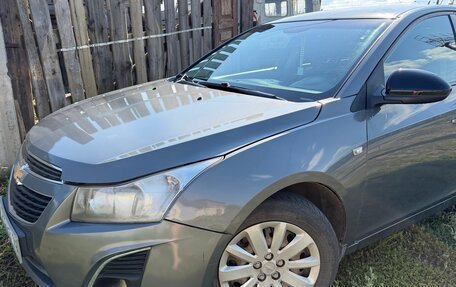Chevrolet Cruze II, 2009 год, 430 000 рублей, 2 фотография