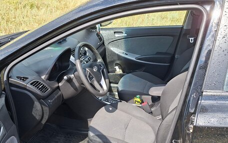 Hyundai Solaris II рестайлинг, 2014 год, 990 000 рублей, 14 фотография
