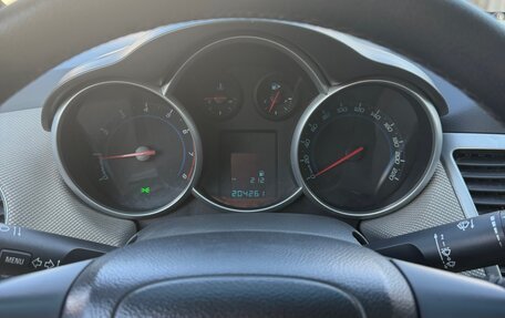 Chevrolet Cruze II, 2009 год, 430 000 рублей, 15 фотография