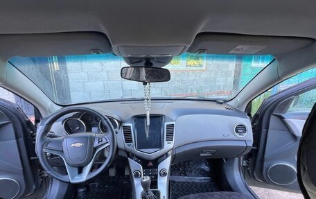 Chevrolet Cruze II, 2009 год, 430 000 рублей, 17 фотография