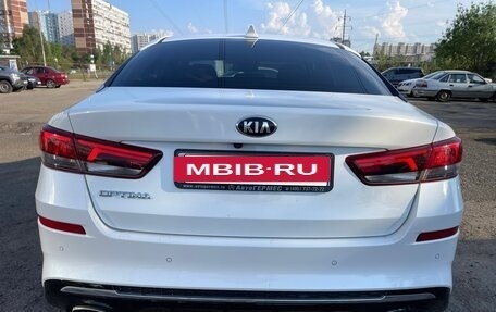 KIA Optima IV, 2018 год, 2 000 000 рублей, 4 фотография