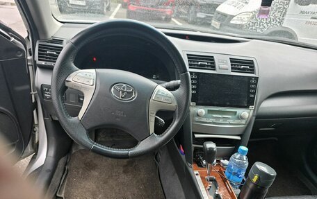 Toyota Camry, 2008 год, 999 000 рублей, 2 фотография