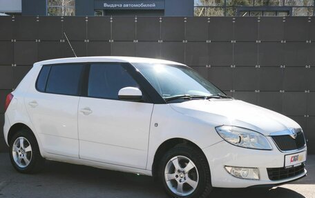 Skoda Fabia II, 2011 год, 530 000 рублей, 3 фотография