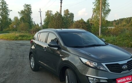 KIA Sportage III, 2012 год, 1 100 000 рублей, 2 фотография