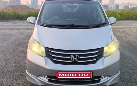 Honda Freed I, 2009 год, 920 000 рублей, 2 фотография