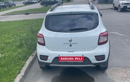 Renault Sandero II рестайлинг, 2022 год, 1 430 000 рублей, 2 фотография