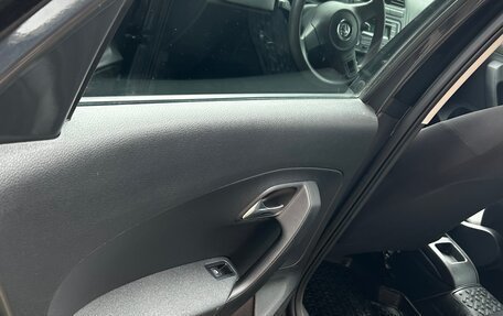 Volkswagen Polo VI (EU Market), 2012 год, 750 000 рублей, 17 фотография