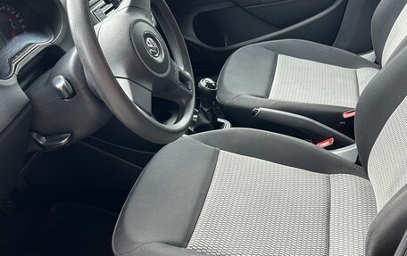 Volkswagen Polo VI (EU Market), 2012 год, 750 000 рублей, 15 фотография