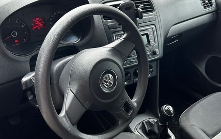 Volkswagen Polo VI (EU Market), 2012 год, 750 000 рублей, 13 фотография
