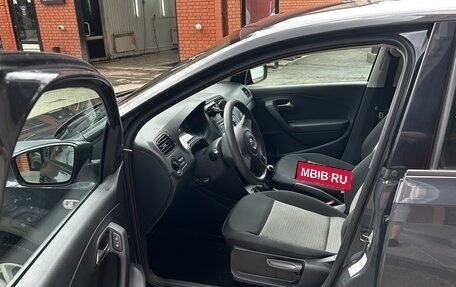 Volkswagen Polo VI (EU Market), 2012 год, 750 000 рублей, 16 фотография