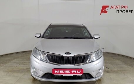 KIA Rio III рестайлинг, 2013 год, 800 000 рублей, 2 фотография