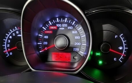 KIA Rio III рестайлинг, 2013 год, 800 000 рублей, 14 фотография
