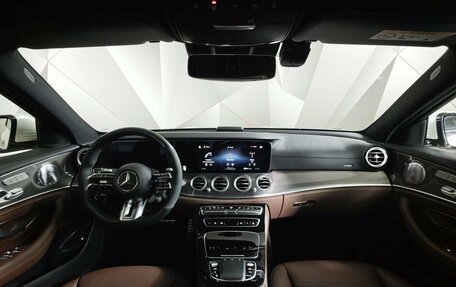 Mercedes-Benz E-Класс AMG, 2020 год, 6 350 000 рублей, 14 фотография