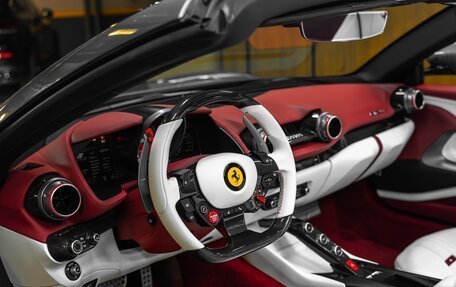 Ferrari 812, 2021 год, 46 600 000 рублей, 14 фотография