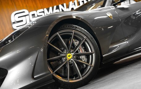 Ferrari 812, 2021 год, 46 600 000 рублей, 9 фотография