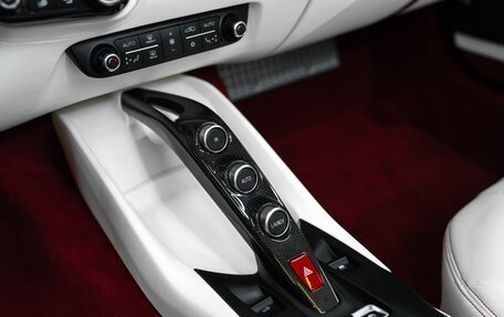 Ferrari 812, 2021 год, 46 600 000 рублей, 18 фотография