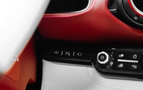 Ferrari 812, 2021 год, 46 600 000 рублей, 20 фотография