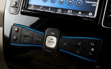 Nissan Leaf I, 2017 год, 819 000 рублей, 12 фотография