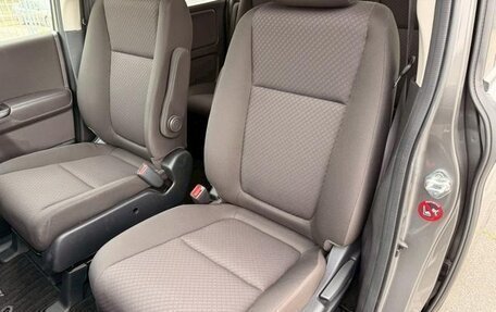 Honda Freed II, 2022 год, 1 175 000 рублей, 19 фотография
