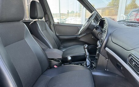 Chevrolet Niva I рестайлинг, 2013 год, 499 000 рублей, 10 фотография