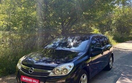 Opel Astra H, 2014 год, 1 фотография