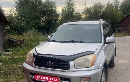 Toyota RAV4, 2001 год, 750 000 рублей, 1 фотография