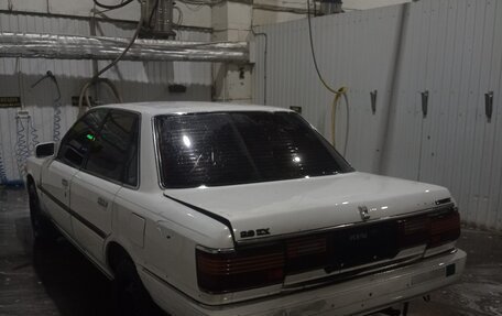 Toyota Camry, 1986 год, 95 000 рублей, 5 фотография