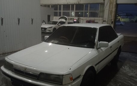 Toyota Camry, 1986 год, 95 000 рублей, 2 фотография