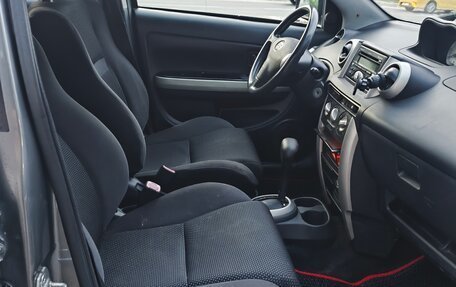 Toyota Ist II, 2004 год, 360 000 рублей, 10 фотография