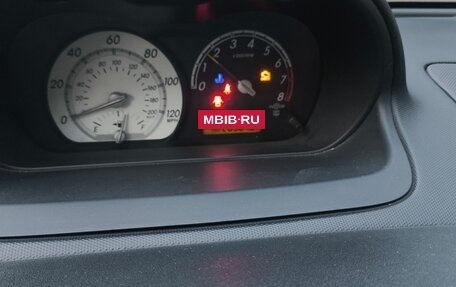 Toyota Ist II, 2004 год, 360 000 рублей, 13 фотография