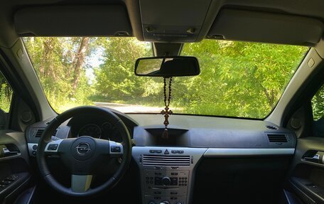 Opel Astra H, 2014 год, 7 фотография