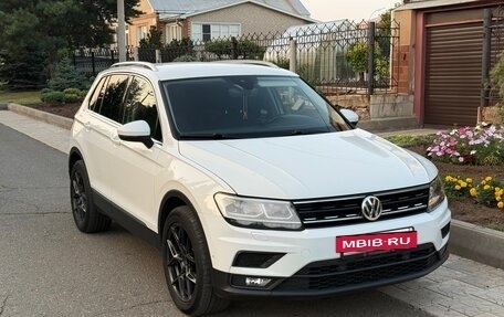 Volkswagen Tiguan II, 2020 год, 3 000 000 рублей, 3 фотография