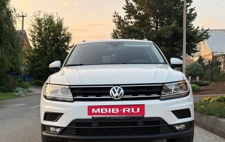 Volkswagen Tiguan II, 2020 год, 3 000 000 рублей, 2 фотография