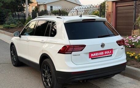 Volkswagen Tiguan II, 2020 год, 3 000 000 рублей, 11 фотография