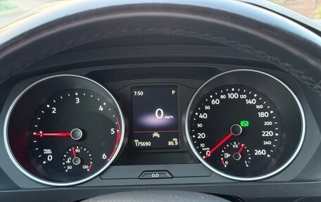 Volkswagen Tiguan II, 2020 год, 3 000 000 рублей, 22 фотография