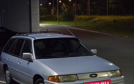 Ford Escort (North America) II, 1990 год, 170 000 рублей, 4 фотография