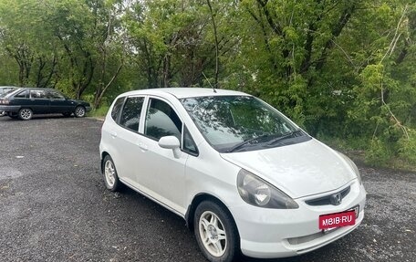 Honda Fit III, 2001 год, 300 000 рублей, 2 фотография