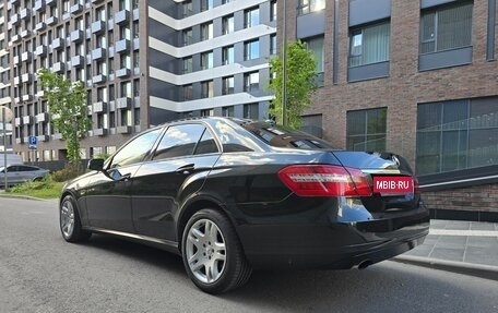 Mercedes-Benz E-Класс, 2010 год, 1 090 000 рублей, 2 фотография