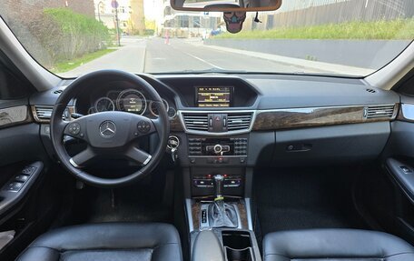 Mercedes-Benz E-Класс, 2010 год, 1 090 000 рублей, 7 фотография