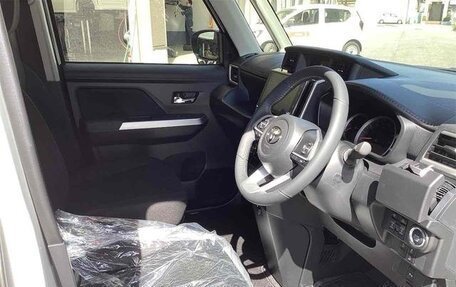 Toyota Roomy I, 2023 год, 792 000 рублей, 6 фотография