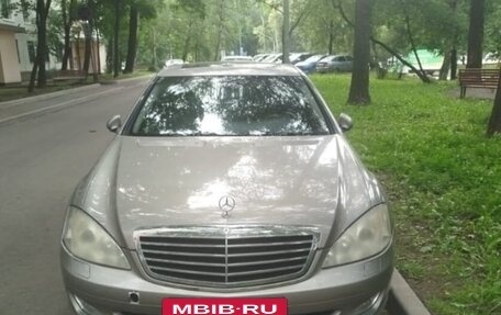 Mercedes-Benz S-Класс, 2006 год, 500 000 рублей, 2 фотография