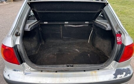 Hyundai Elantra III, 2001 год, 210 000 рублей, 8 фотография
