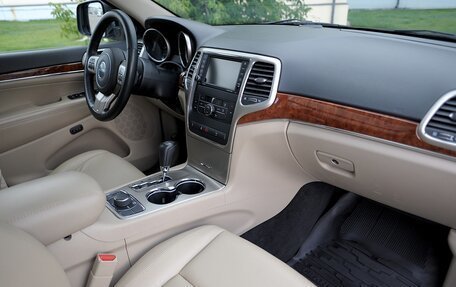 Jeep Grand Cherokee, 2012 год, 2 200 000 рублей, 19 фотография