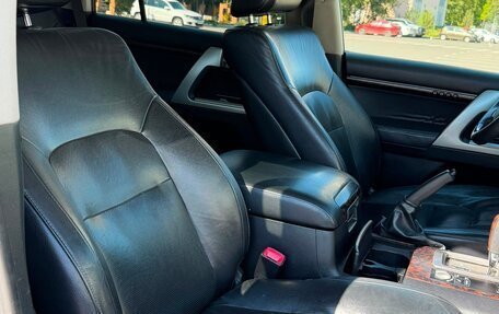 Toyota Land Cruiser 200, 2013 год, 4 100 000 рублей, 8 фотография