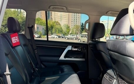 Toyota Land Cruiser 200, 2013 год, 4 100 000 рублей, 7 фотография