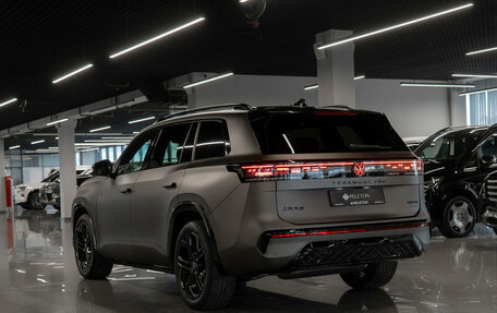 Volkswagen Teramont, 2026 год, 6 050 000 рублей, 29 фотография