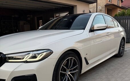 BMW 5 серия, 2020 год, 4 400 000 рублей, 2 фотография
