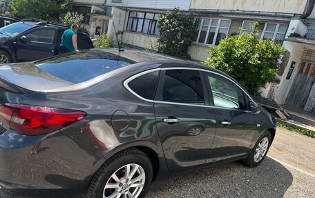 Opel Astra J, 2013 год, 870 000 рублей, 3 фотография