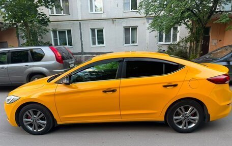 Hyundai Elantra VI рестайлинг, 2018 год, 1 195 000 рублей, 4 фотография